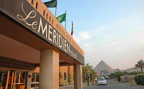 Le Meridien Pyramids Hotel & Spa